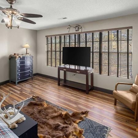 יוריקה ספרינגס Stonegate Lodge Bear'S Den Kitchen, Pool, Firepit, Wifi ,Smart Tvs מראה חיצוני תמונה